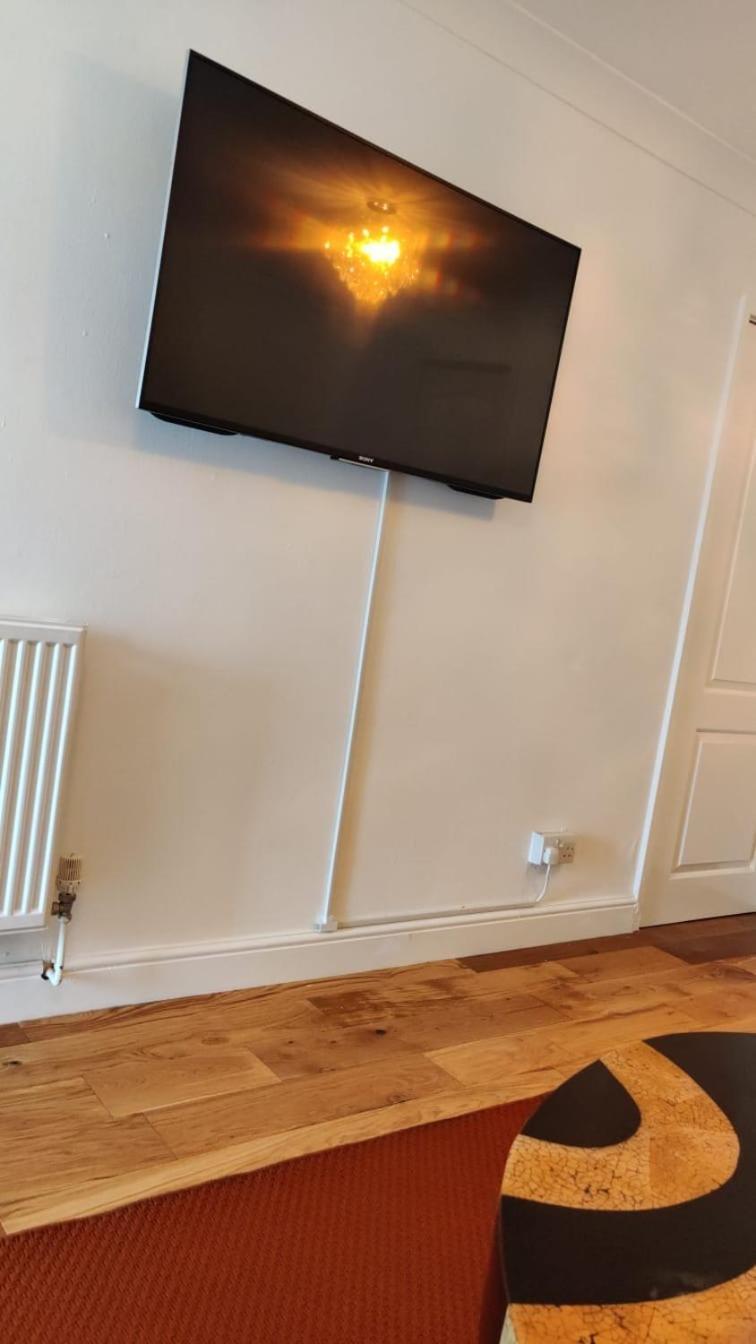 2 Bed Solihull Near Nec Airport, Jlr, Resort Wrld Dış mekan fotoğraf
